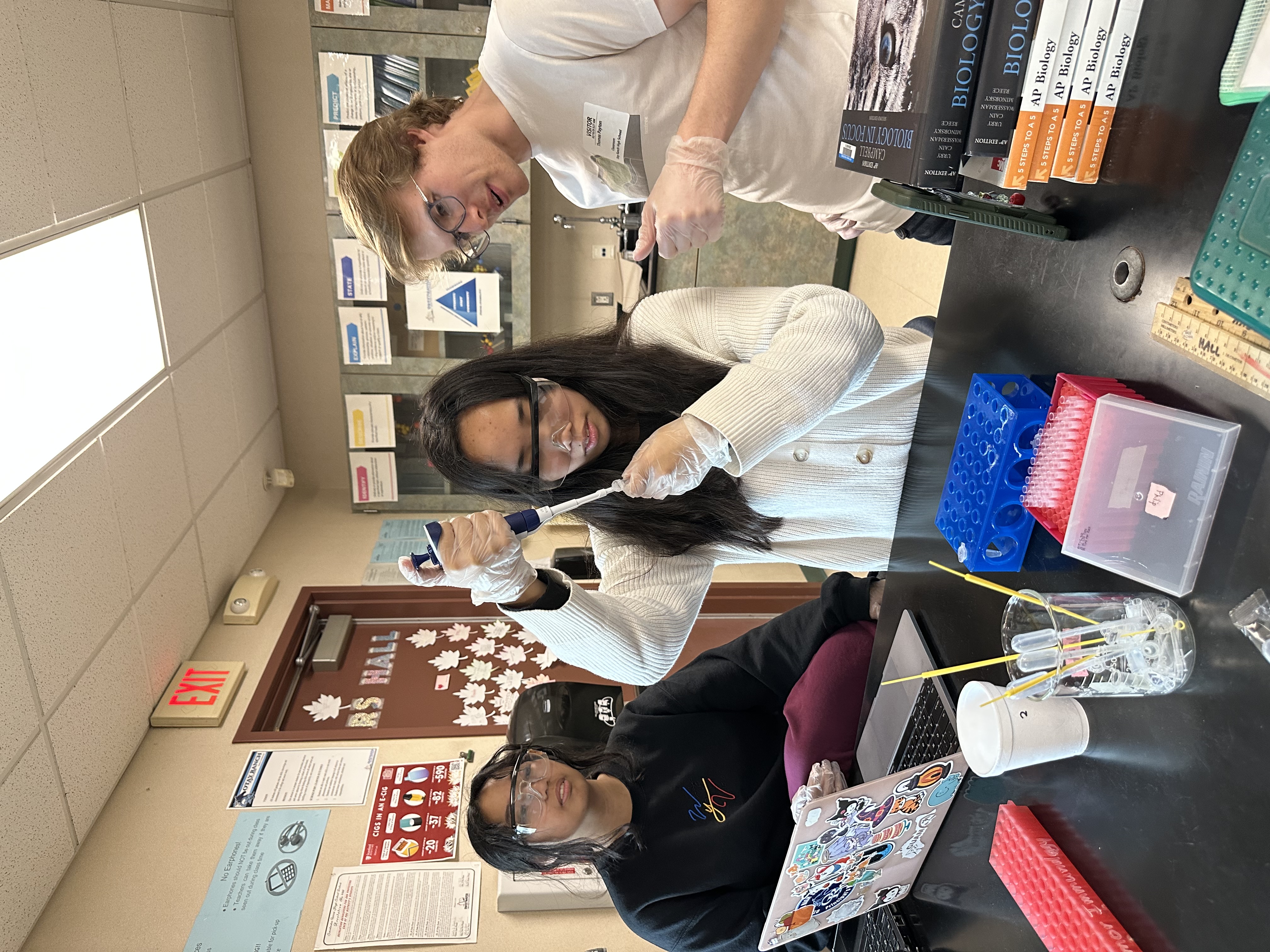 Payton supervising DNA addition